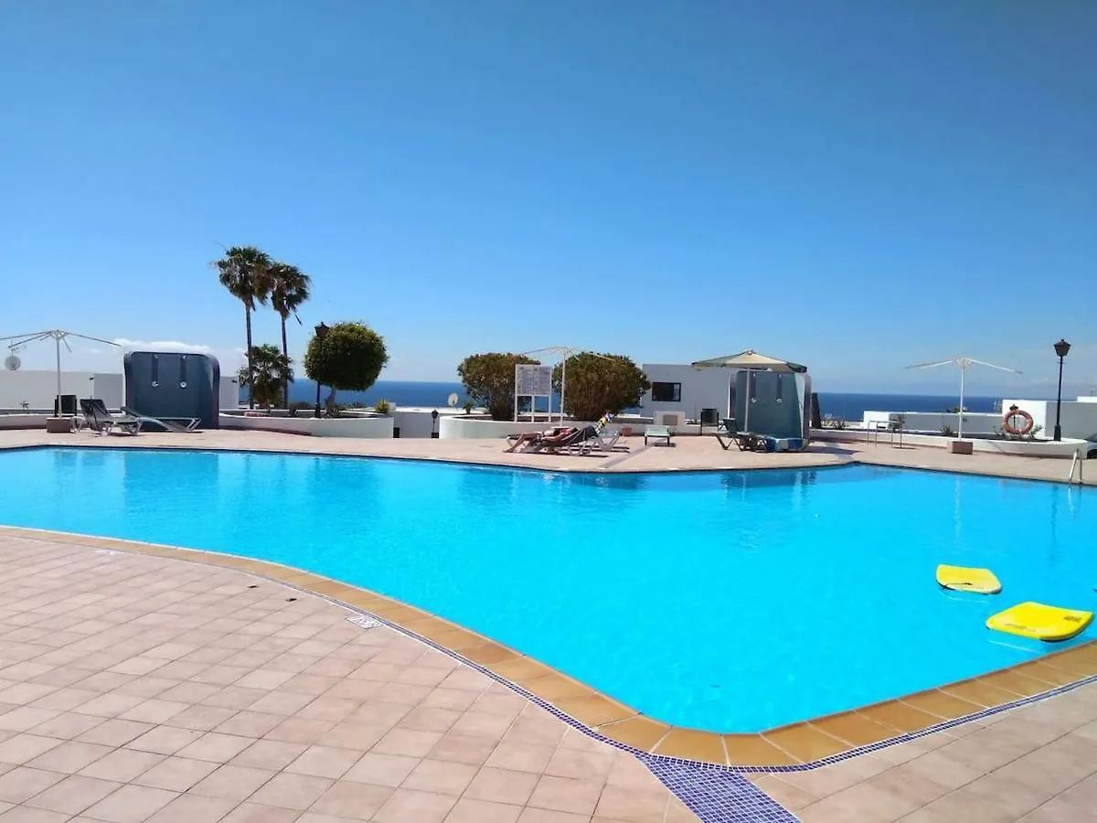 Apartment Loma Verde Aircon Poolside Home - Puerto Del Carmen Puerto del Carmen